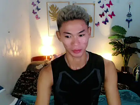 Snapshot of naughty_rence chatting on 07/19/26, 01:26 naughty rence online show from 07/19/26, 01:26