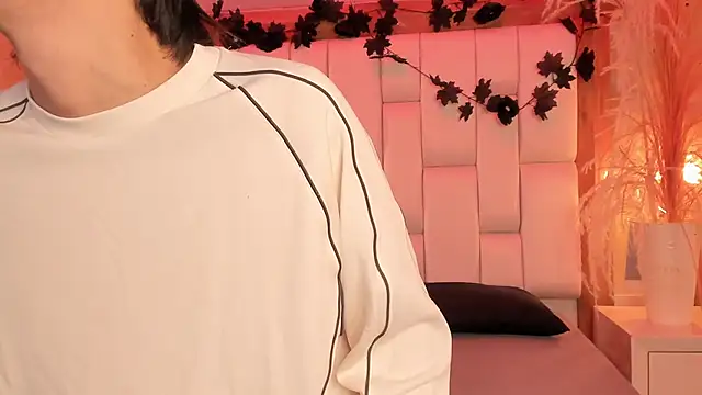 Daphne And Roger online show from 02/07/26, 11:03