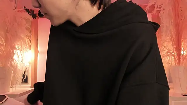 Daphne And Roger online show from 02/09/26, 11:03