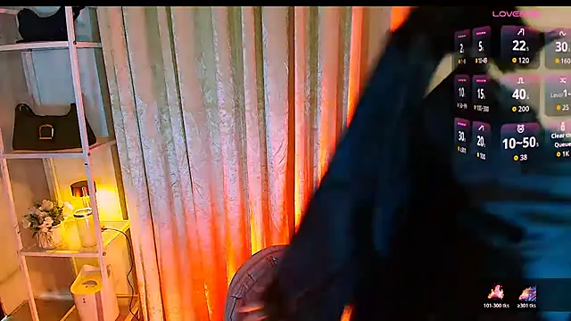 Snapshot of MS_VALERIA chatting on 11/24/25, 06:13 MS VALERIA online show from 11/24/25, 06:13