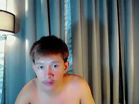 Snapshot of prince_elaijah chatting on 10/13/25, 10:59 prince elaijah online show from 10/13/25, 10:59