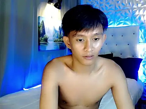 Snapshot of prince_elaijah chatting on 08/03/26, 04:22 prince elaijah online show from 08/03/26, 04:22