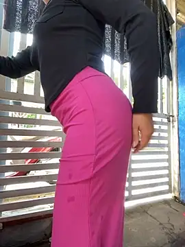 FishingGirl online show from 11/19/25, 02:22