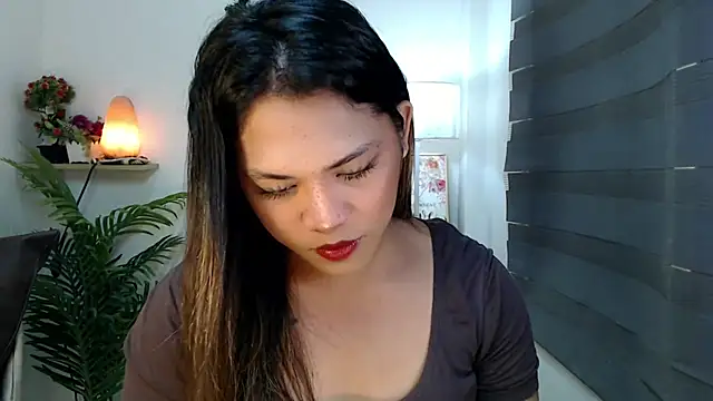 scarlett brownx69 online show from 12/15/25, 11:14