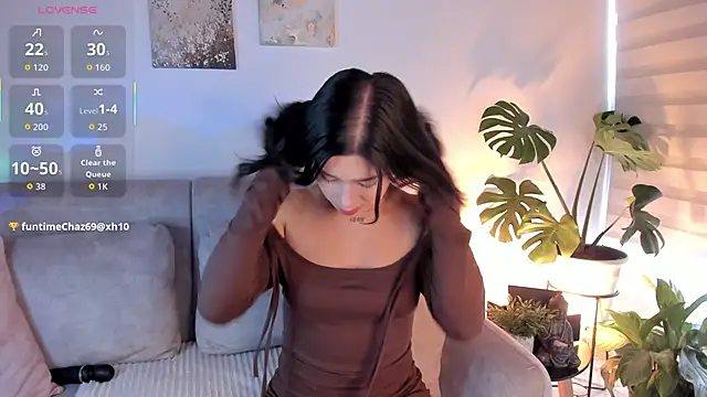 Estrer collins online show from 02/16/26, 07:10