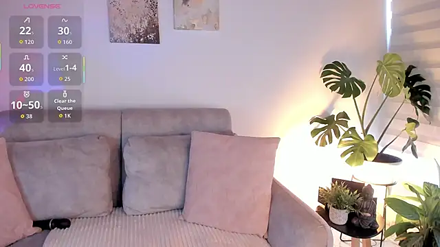 Estrer collins online show from 04/06/26, 08:21