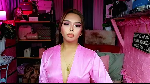 MoniqueCeleste online show from 11/04/25, 01:59