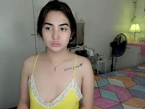 Snapshot of Alovelydoll_nica chatting on 05/02/26, 12:59 Alovelydoll nica online show from 05/02/26, 12:59