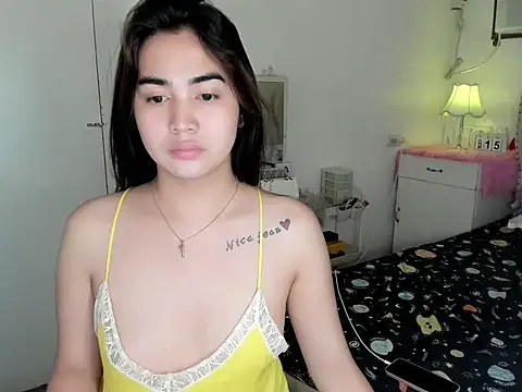 Snapshot of Alovelydoll_nica chatting on 05/15/26, 01:34 Alovelydoll nica online show from 05/15/26, 01:34