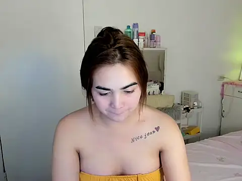 Snapshot of Alovelydoll_nica chatting on 08/07/26, 02:24 Alovelydoll nica online show from 08/07/26, 02:24