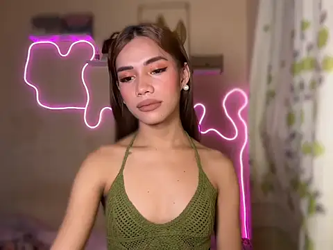 Lovelynikki03 online show from 09/25/25, 09:07