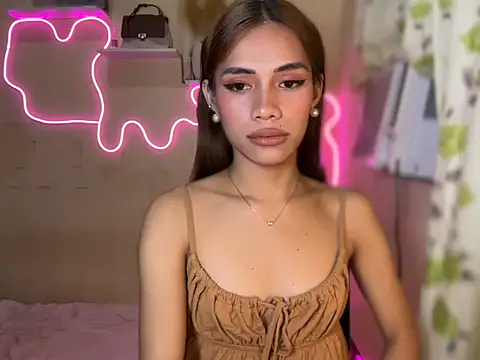 Lovelynikki03 online show from 09/26/25, 05:17