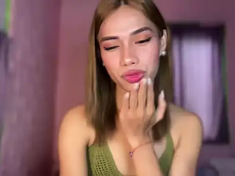 Snapshot of Lovelynikki03 chatting on 06/27/26, 08:19 Lovelynikki03 online show from 06/27/26, 08:19