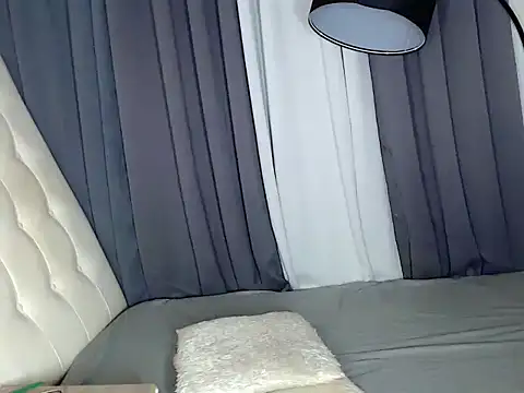 Ava Blossom online show from 06/17/26, 11:45