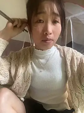 Snapshot of oneyou_400 chatting on 11/11/25, 04:56 oneyou 400 online show from 11/11/25, 04:56