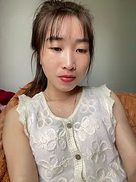 Snapshot of oneyou_400 chatting on 02/08/26, 02:37 oneyou 400 online show from 02/08/26, 02:37