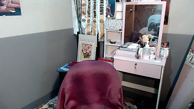 miya khali online show from 10/30/25, 04:41