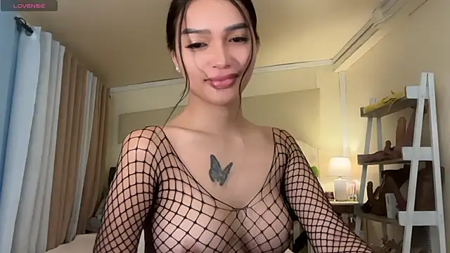 Snapshot of _agatha143_ chatting on 05/03/26, 02:39 agatha143 online show from 05/03/26, 02:39