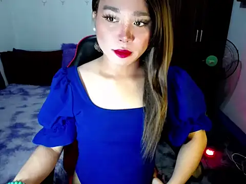 Urassiansweetcummer online show from 12/19/25, 02:07