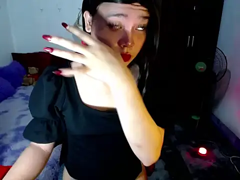 Snapshot of Urassiansweetcummer chatting on 06/23/26, 03:15 Urassiansweetcummer online show from 06/23/26, 03:15