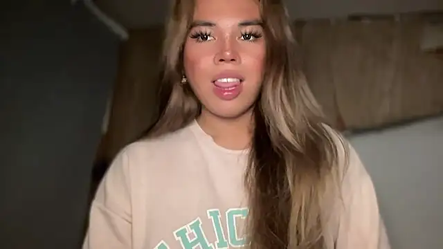 Snapshot of goddessofalltime chatting on 09/10/25, 02:11 goddessofalltime online show from 09/10/25, 02:11