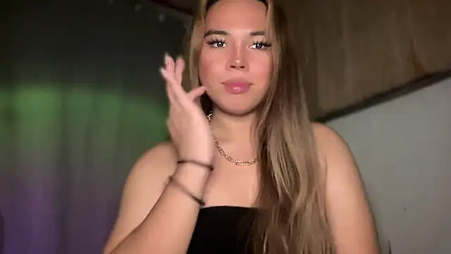 Snapshot of goddessofalltime chatting on 11/03/25, 11:04 goddessofalltime online show from 11/03/25, 11:04