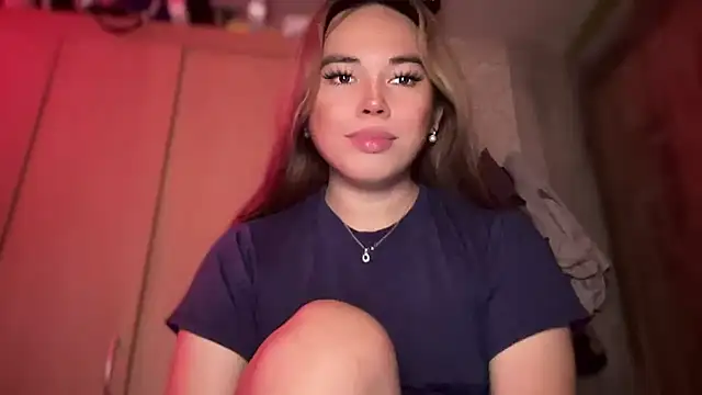 Snapshot of goddessofalltime chatting on 11/18/25, 03:45 goddessofalltime online show from 11/18/25, 03:45