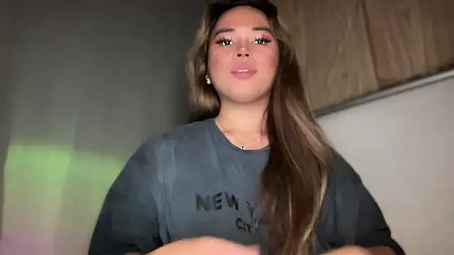 Snapshot of goddessofalltime chatting on 11/22/25, 06:07 goddessofalltime online show from 11/22/25, 06:07