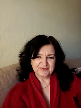 Snapshot of MilaSky4701 chatting on 10/14/25, 03:13 MilaSky4701 online show from 10/14/25, 03:13