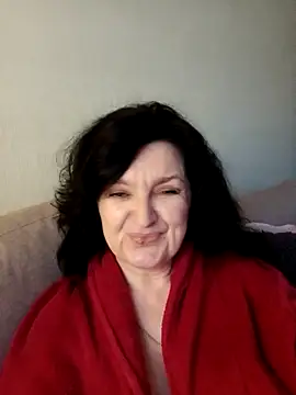 Snapshot of MilaSky4701 chatting on 10/22/25, 02:06 MilaSky4701 online show from 10/22/25, 02:06