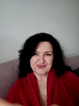 Snapshot of MilaSky4701 chatting on 10/24/25, 02:02 MilaSky4701 online show from 10/24/25, 02:02