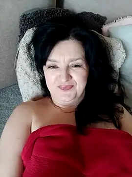 Snapshot of MilaSky4701 chatting on 01/11/26, 12:32 MilaSky4701 online show from 01/11/26, 12:32