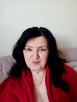 Snapshot of MilaSky4701 chatting on 01/18/26, 12:31 MilaSky4701 online show from 01/18/26, 12:31