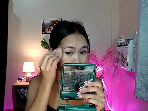 Shindoll online show from 10/25/25, 09:39