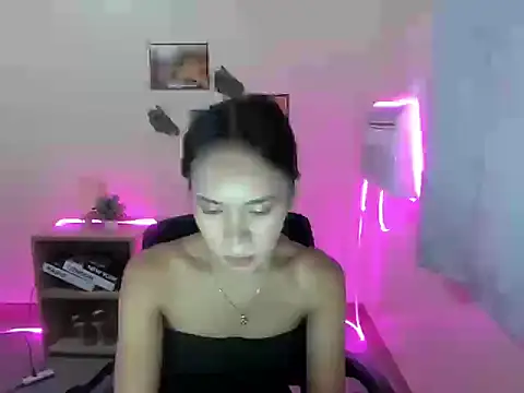 Shindoll online show from 11/05/25, 10:48