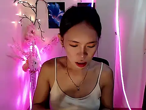 Shindoll online show from 12/03/25, 09:07