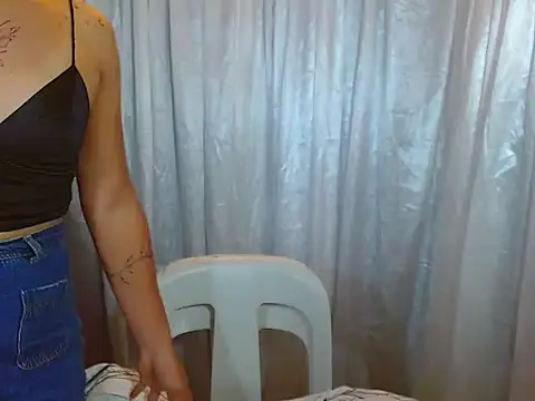 Snapshot of Seductive_akira11 chatting on 04/25/26, 06:16 Seductive akira11 online show from 04/25/26, 06:16