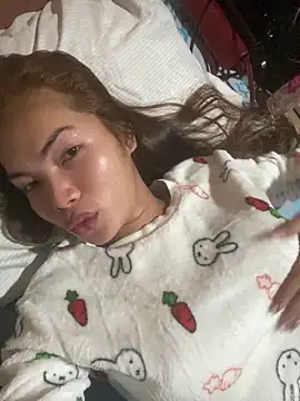 Snapshot of lucyheart777 chatting on 09/27/25, 02:27 lucyheart777 online show from 09/27/25, 02:27