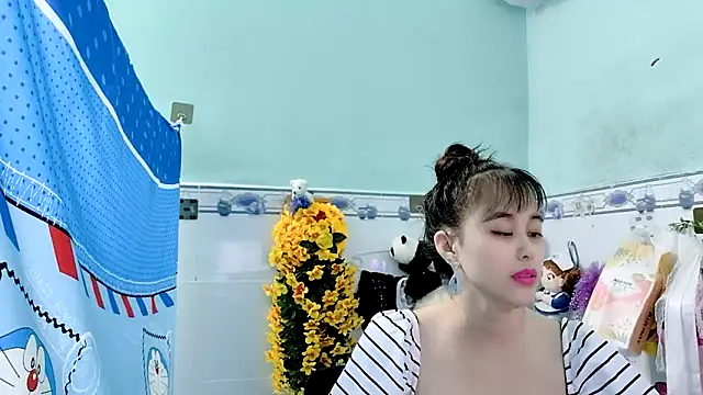 emgaixinhngoan online show from 09/30/25, 03:39