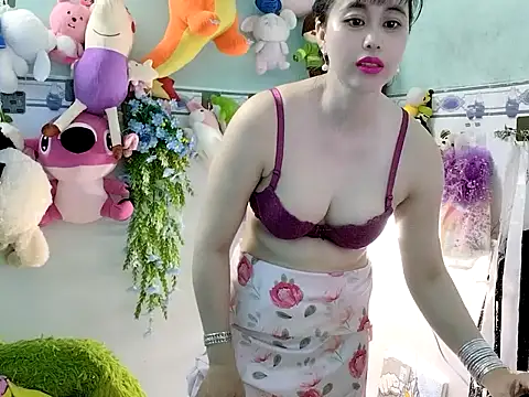 emgaixinhngoan online show from 10/15/25, 12:55