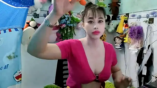 emgaixinhngoan online show from 11/06/25, 05:41