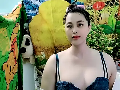 emgaixinhngoan online show from 12/19/25, 09:49