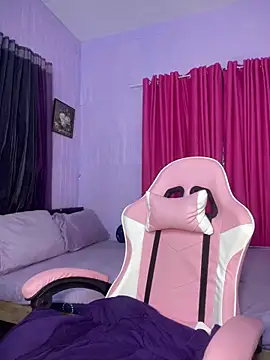 bigcock kylie1723 online show from 02/16/26, 09:49