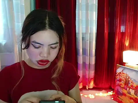 Snapshot of lover_girl143 chatting on 02/08/26, 01:20 lover girl143 online show from 02/08/26, 01:20