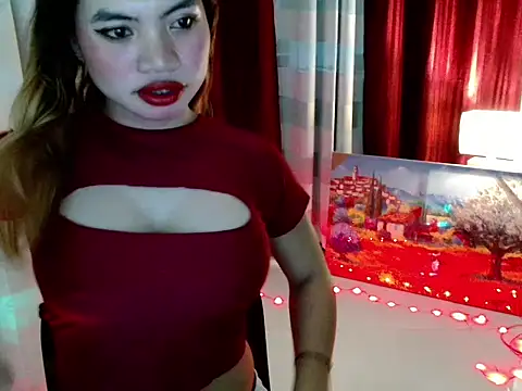 Snapshot of lover_girl143 chatting on 02/17/26, 03:08 lover girl143 online show from 02/17/26, 03:08