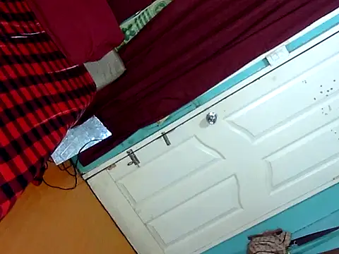 Snapshot of SexyMica69 chatting on 02/04/26, 08:03 SexyMica69 online show from 02/04/26, 08:03