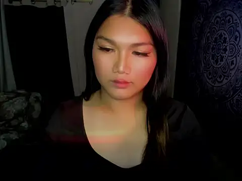 Lou heart online show from 12/19/25, 04:47