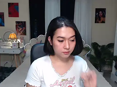 KateMadness online show from 04/16/26, 05:52