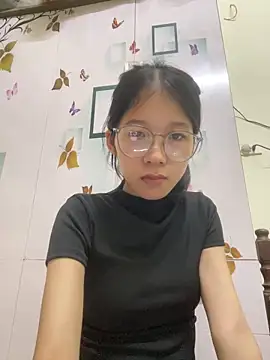 meomeo2k6 online show from 11/10/25, 07:40