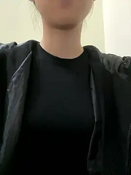 meomeo2k6 online show from 01/12/26, 01:49